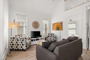 LHibou - 18 Farm View