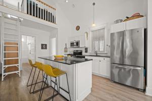 LHibou - 18 Farm View