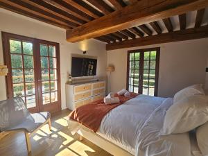 Somptueuse Villa à 5 minutes de Deauville, 18 couchages, piscine, billard, salle de jeux