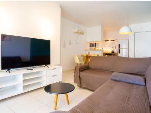 Nautilus: conforto e vista para o mar BR4430