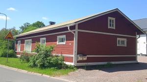 Nice and private house in city center