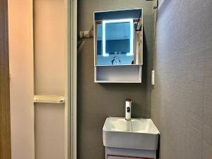 32A Ikebukuro, 2 bedrooms and 1 living room, 7 mins to ST Max 4P 池袋 全新装修 两室一厅 交通中心 车站7分钟 最大4人 直达新宿 涉谷 表参道 品川 池袋 上野 代代木 银座 原宿