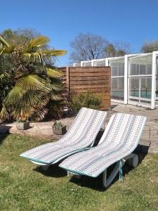 Chalets Chalet charmant avec piscine partagee a Eymet : photos des chambres