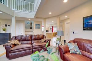 1 Mi to Beach Nature Paradise in Lake View!