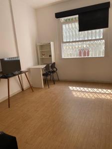 APÊ DE PRAIA alma lavada Leme Rio de Janeiro