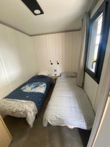 Cottage chalet standing 6 ou 12 pers avec mon 2 ème chalet à lEdune résidence de vacances location wifi inclus piscine couverte chauffée à 150m de la plage