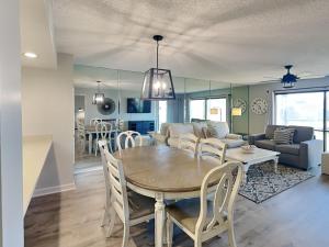 Edgewater Villa #901