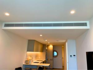 Sky High View 2 Bedroom Apartment in Southbank