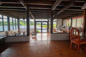 Chalet junto al lago con muelle privado