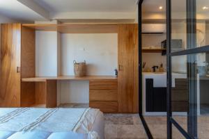 Crystal Stunning Penthouse with Private Pool