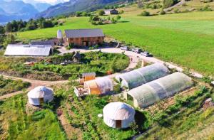 Tentes de luxe Yourte au coeur des Alpes : photos des chambres