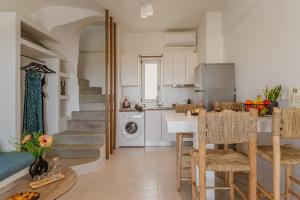 Alia Summer Rest Cyano, Tinos