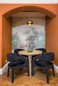 Stylish Penthouse Retreat