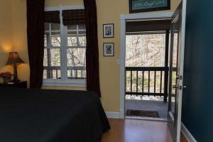 Bella Paradiso 11 King Bed Studio Walk to Downtown