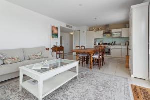 Appartements Le Plaza - Sea view - Car park - Swimming pool - Tennis court : photos des chambres