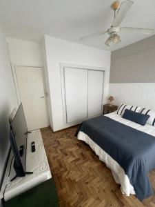 Check and Home - Aristobulo - 4 Huéspedes en Playa Chica con Terraza con Vista al Mar