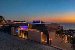 Maison de Cortes by Cabo Villas