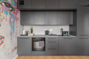 Fuzja w Chmurach - parking, klimatyzacja by FuzjaAparts