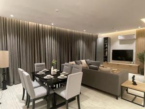 Luxury stay with keyless access and free wifi