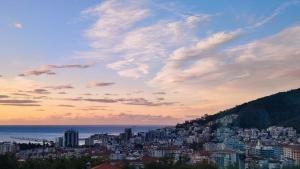 Sila Budva - Cozy Flat with Sea View, Free Parking, Pet Friendly