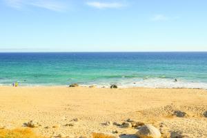 Villa Piedra Blanca by Cabo Villas