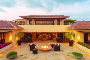 Villa Tranquilidad 7BR by Cabo Villas