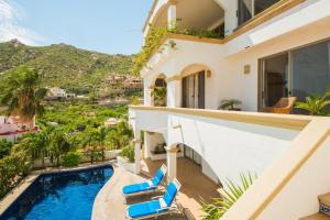 Villa Victoria by Cabo Villas