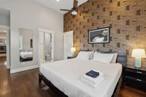 Spacious Retreat Mins to Broadway & East Nashville
