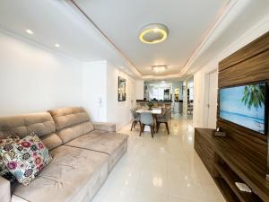 PÉ NA AREIA 30 passos do mar Apto 101