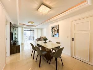 PÉ NA AREIA 30 passos do mar Apto 101