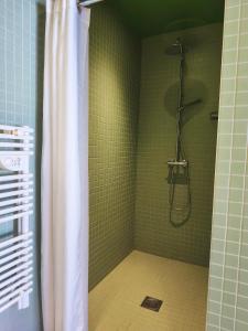 Villas ღ Villa des Astres 850 m2 - Piscine, Jacuzzi, Sauna, Hammam, & Salle de Cinema : photos des chambres