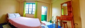 Indigenous Inn & HandiCrafts