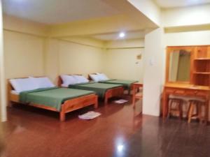 Indigenous Inn & HandiCrafts