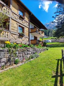 Garofol da Mont-Dolomiti e Relax