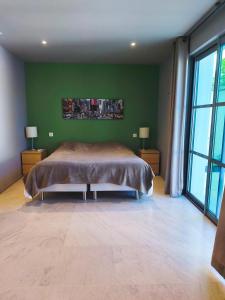 Villas ღ Villa des Astres 850 m2 - Piscine, Jacuzzi, Sauna, Hammam, & Salle de Cinema : photos des chambres