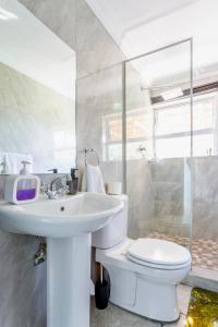 Caline VIP Luxury Jacuzzi &, Swimming Pool MEWS