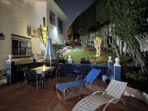 2 Bed Villa - Sleeps 5 - Private Pool & Garden