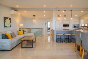 Villa Nazar by Cabo Villas