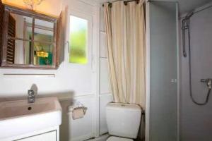 Campings Chalet 4 etoiles - Piscine - ccafdif : photos des chambres