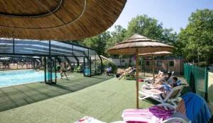 Campings Chalet 4 etoiles - Piscine - ccafdif : photos des chambres