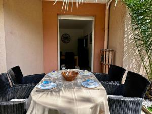 Appartements CAP THALASSA - Beau 2P - Piscine - Parking - AC : photos des chambres