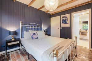 The Bellarine Captains Cottage