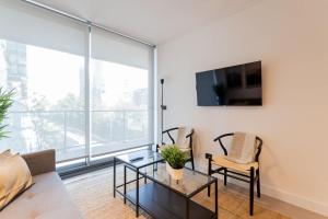 Prime Las Condes Escape Modern 2BR for 4