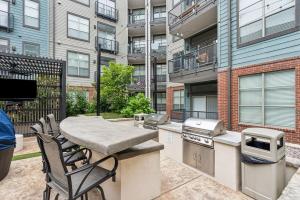 Hollywood House Of Luxe Deep Ellum