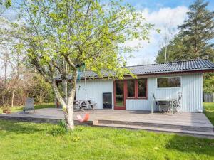 6 person holiday home in Grenaa-By Traum