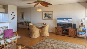 Spacious Ocean View Condo in Kihei