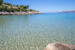 Secluded family friendly house Cove Ducac, Brac - 14312