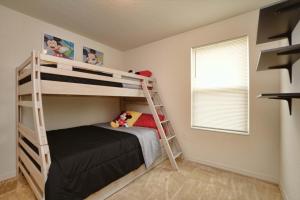 Charming Waterfront Townhome - 1954Cy