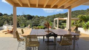 VillaSerenita Piscine chauffée Jacuzzi Pétanque Ping pong Baby Foot