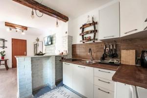 Apartments with parking space Sandrovac, Bjelovarska - 24354